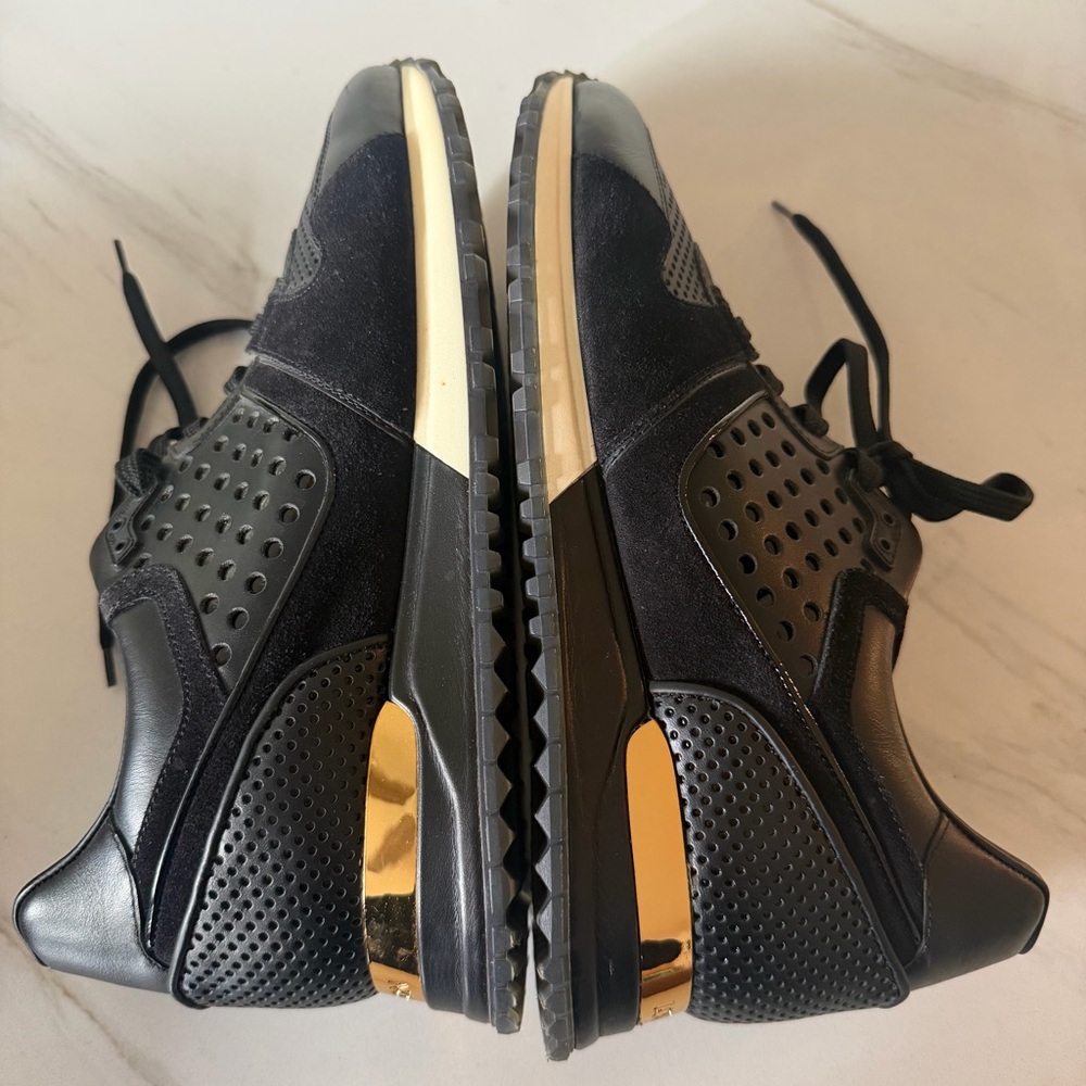 LOUIS VUITTON Nubuck Calfskin Run Away sneaker Size 8.5 Women - Picture 6 of 12